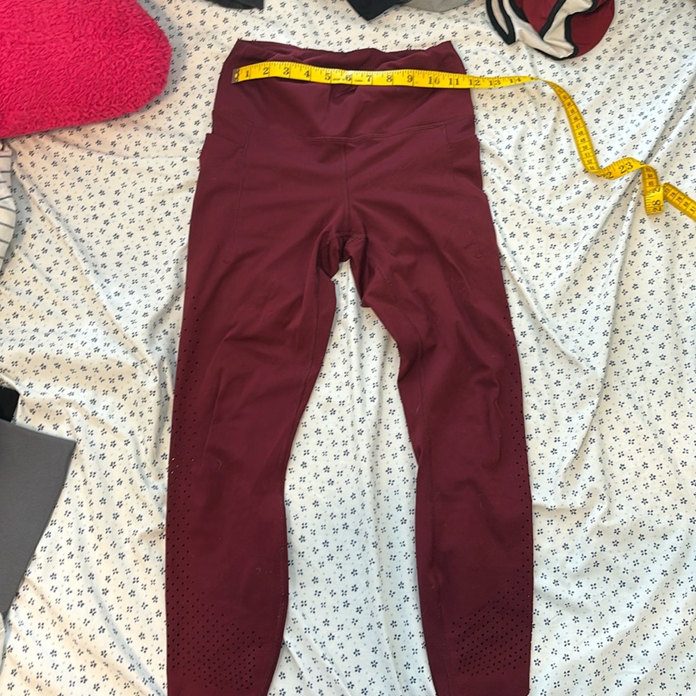 Maroon leggings